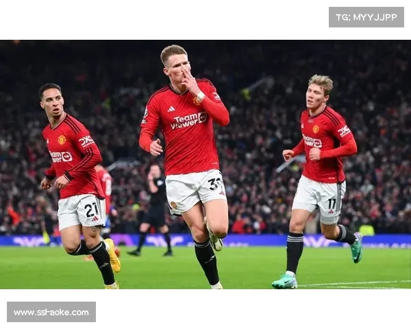 曼联前锋群集体发力减轻进攻压力