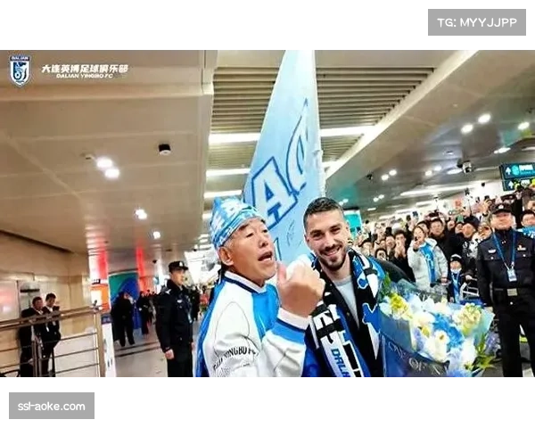 辽宁铁人热身赛意外频发:新援感冒离场,场外烟雾干扰成焦点 辽宁铁人热身赛意外频发:新援感冒离场,场外烟雾干扰成焦点